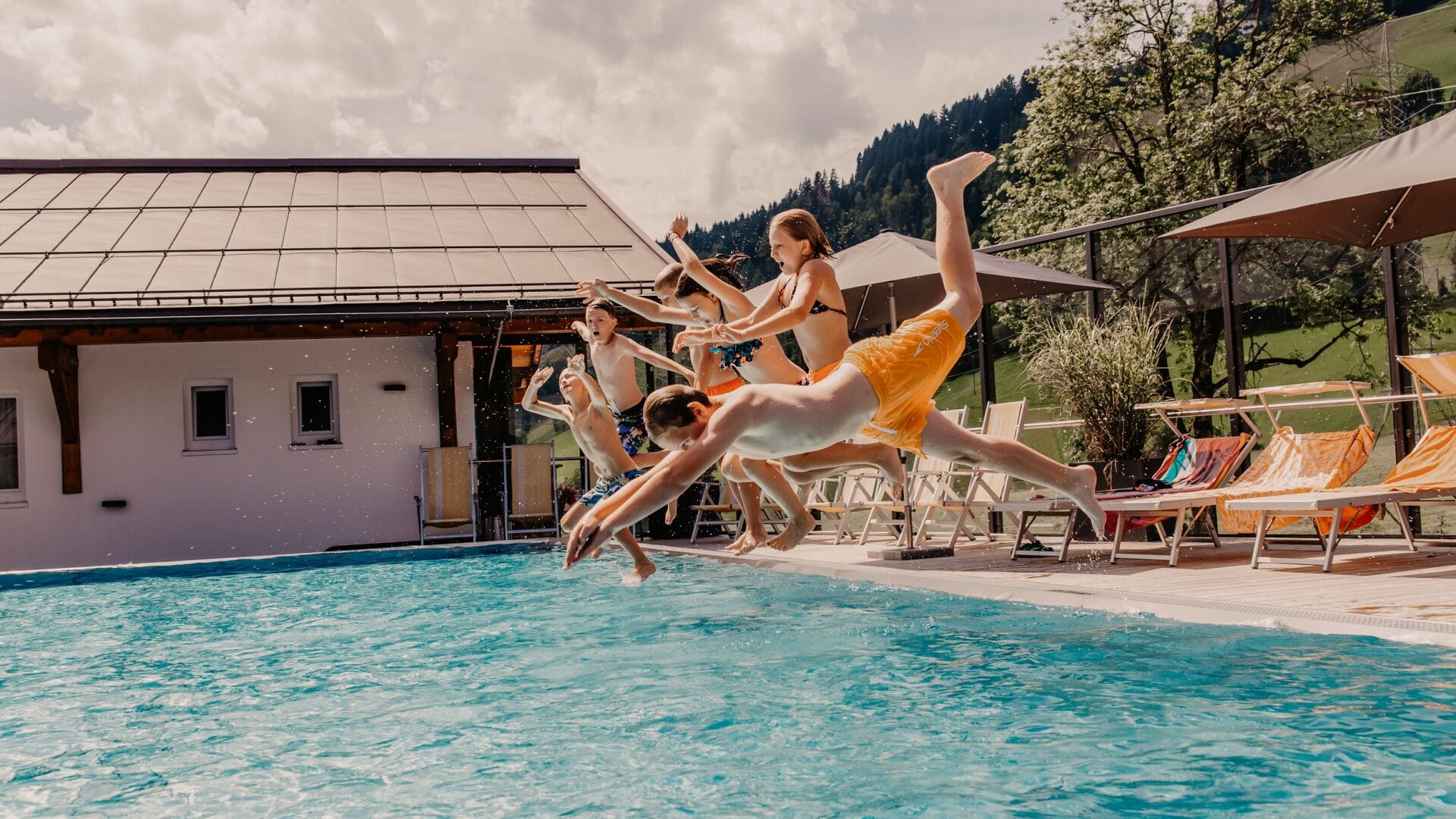 Hofgut-apartment-&-lifestyle-resort-wagrain-familienurlaub-winter-snowspace-Wagraini.j