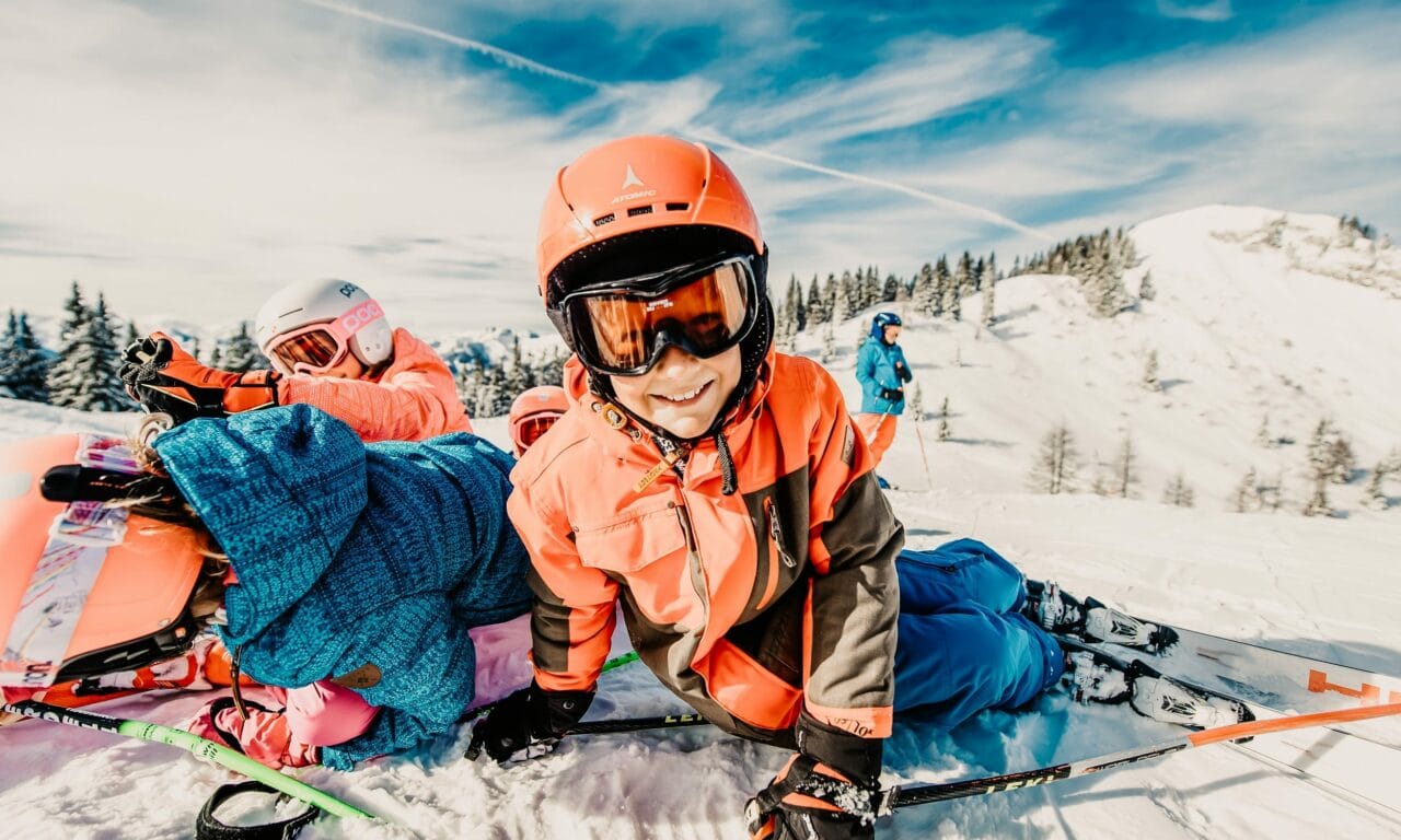 hofgut-apartment-lifestyle-resort-wagrain-familie-skifahren