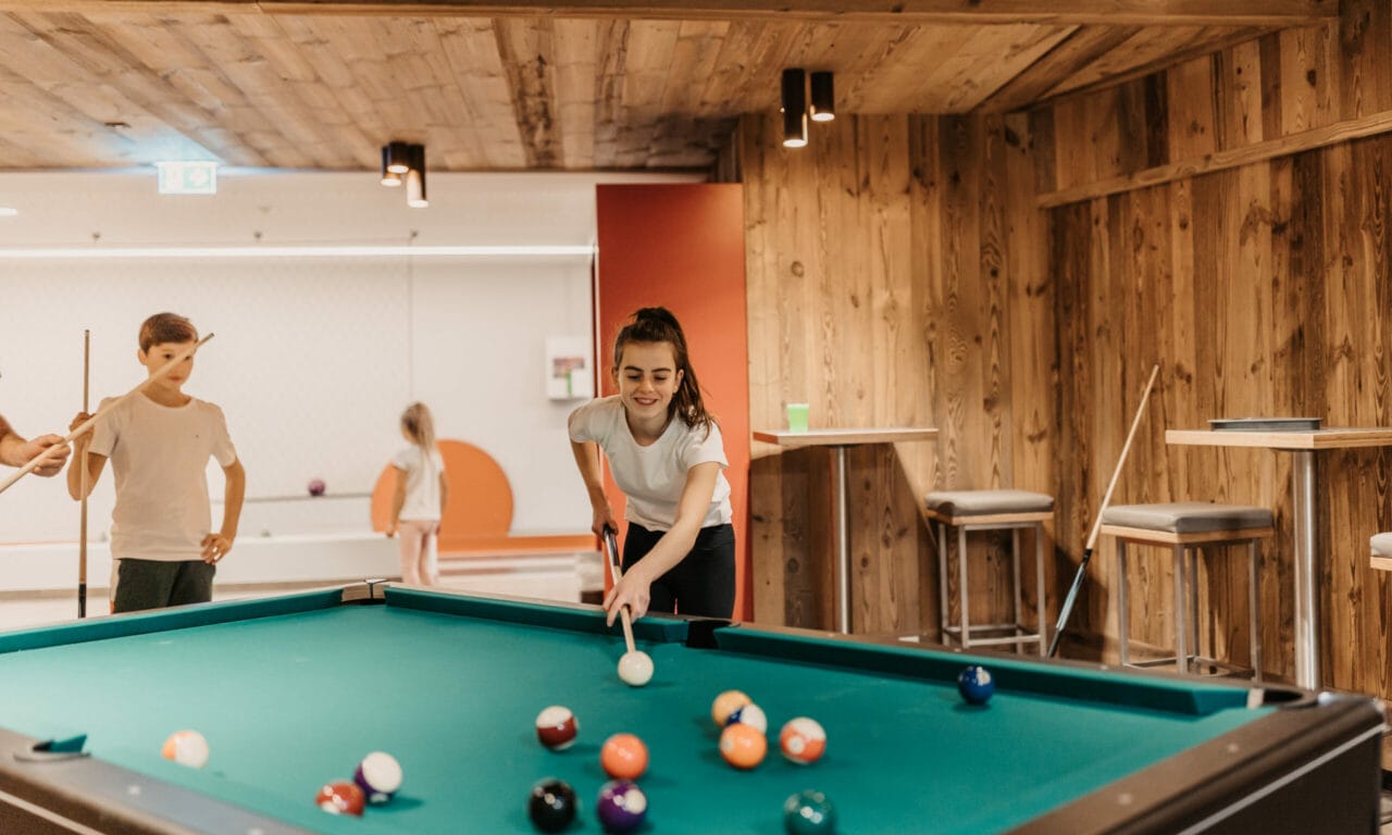 Hofgut-apartment-lifestyle-resort-Billard