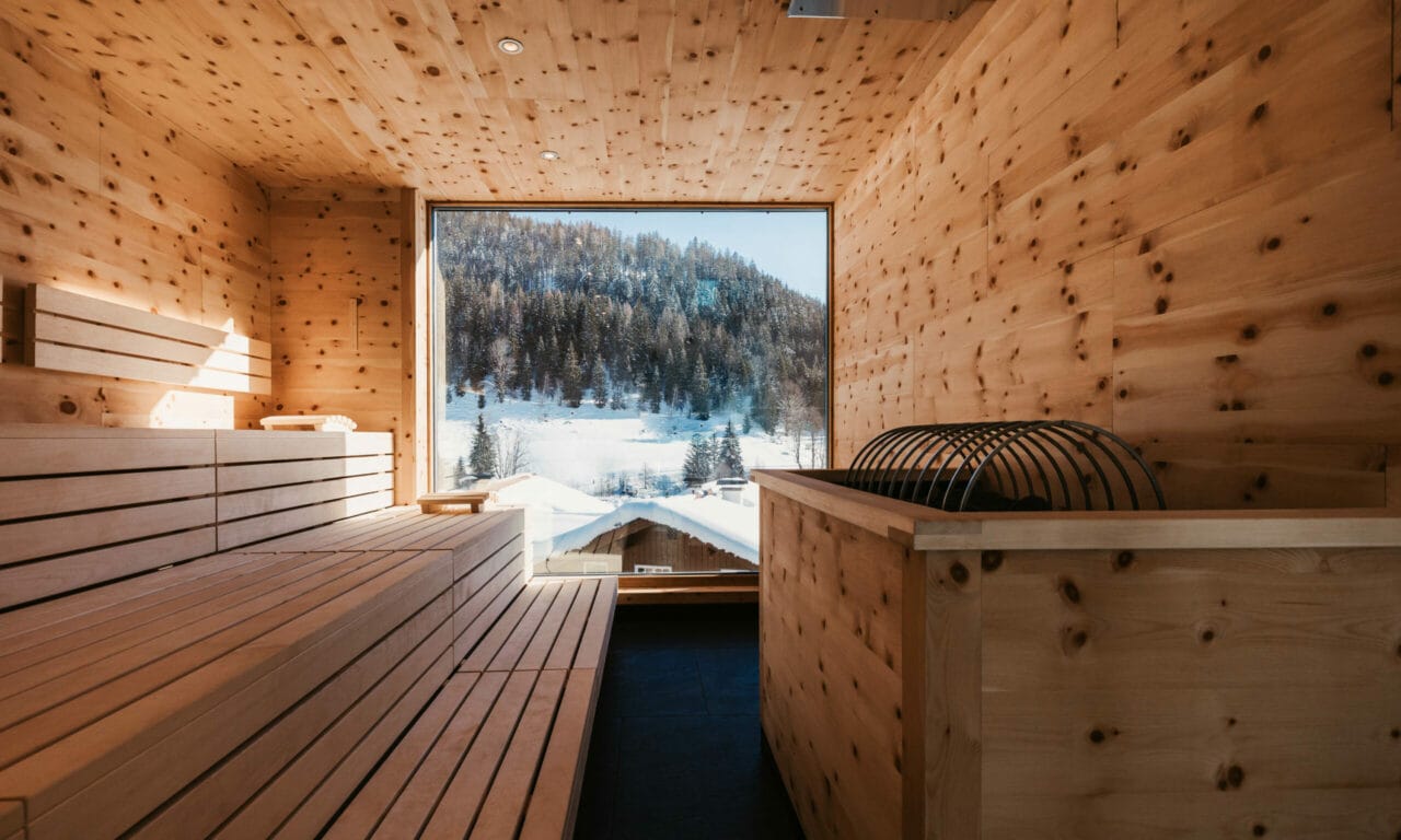 Hofgut-aparment-lifestyle-resort-wagrain-adults-only-zirbensauna-winter