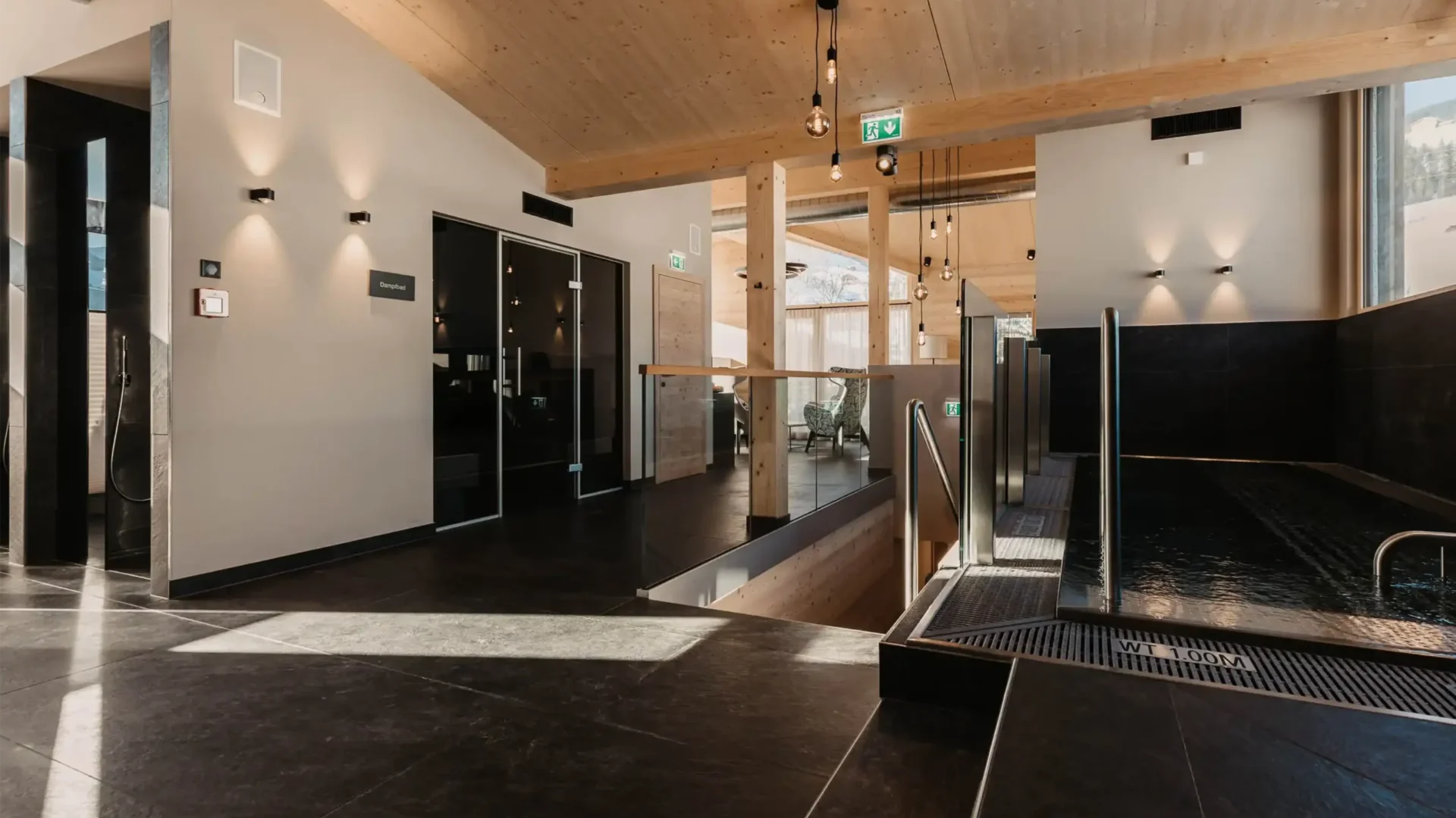 Hofgut-aparment-lifestyle-resort-wagrain-adults-only-92-SelinaFlaschPhotography-3000x2000 Ruhe spüren im Adults-only Spa des Hofgut Wagrain – mit Dampfbad, Whirlpool und elegantem Ambiente für entspannte Auszeiten.